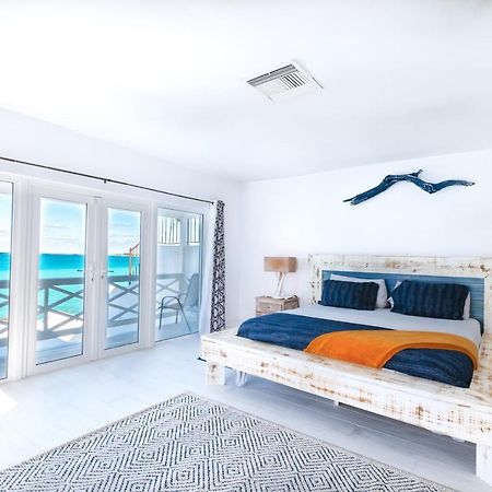 Caprice 9 - Oceanfront Villa - Gated Community With Pool Nassau Eksteriør billede