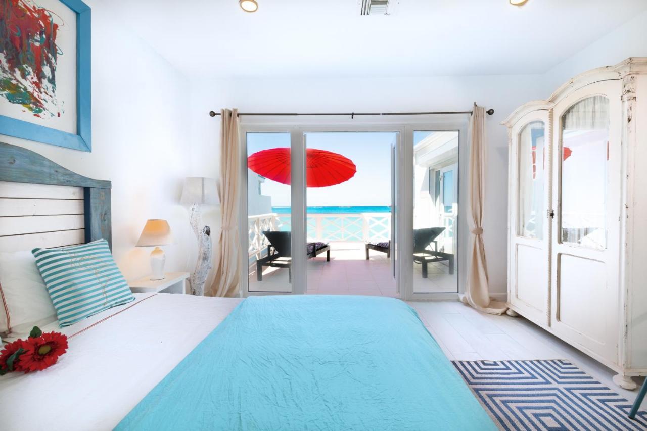 Caprice 9 - Oceanfront Villa - Gated Community With Pool Nassau Eksteriør billede