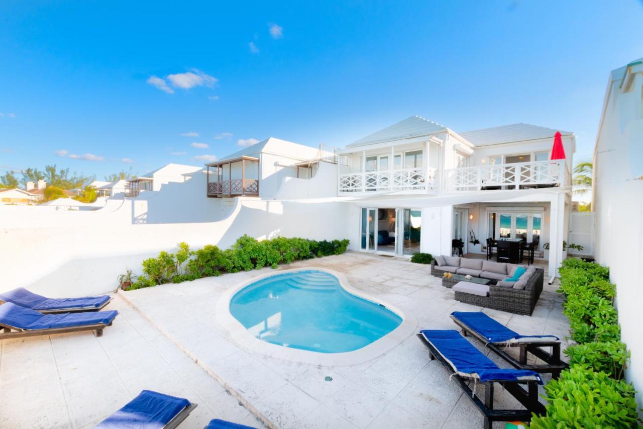 Caprice 9 - Oceanfront Villa - Gated Community With Pool Nassau Eksteriør billede