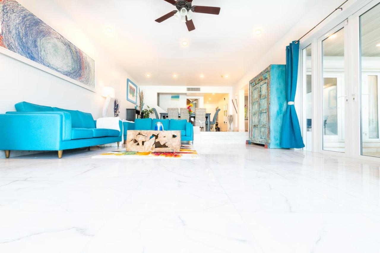 Caprice 9 - Oceanfront Villa - Gated Community With Pool Nassau Eksteriør billede
